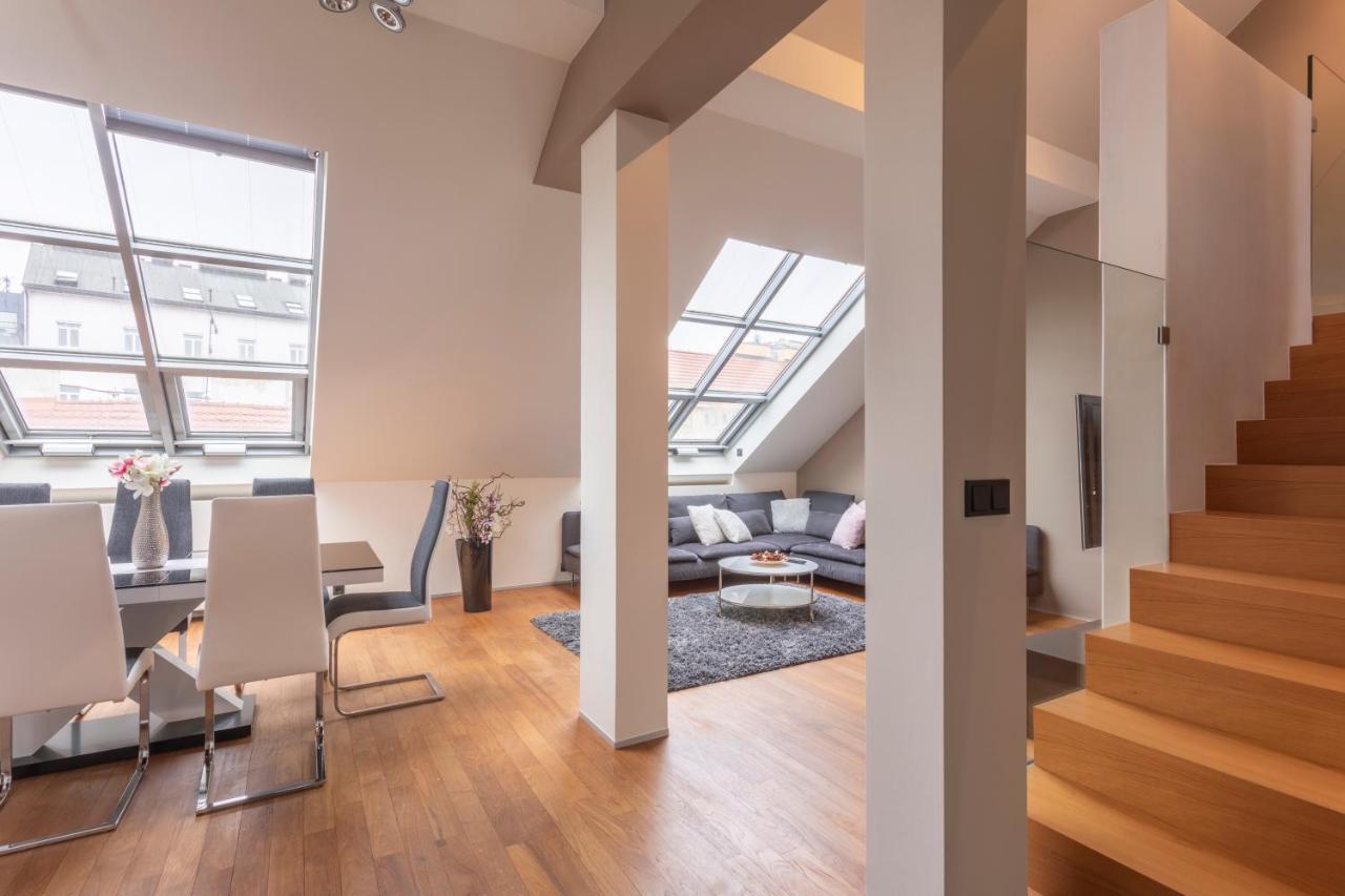 Apartament Luxury Duplex With Terrace Praga